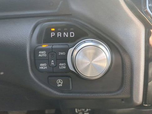 Used 2025 RAM 1500 Laramie AWD/4WD image 17
