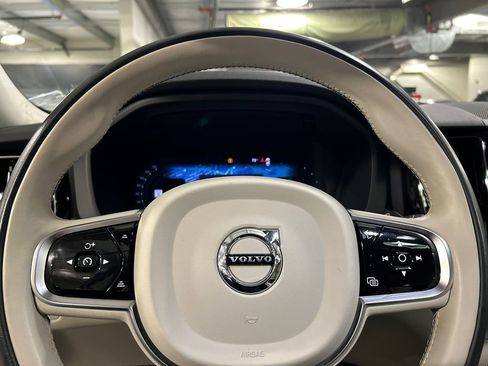 Certified 2023 Volvo XC60 T8 Plus AWD/4WD image 12