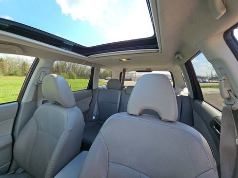 Used 2010 Subaru Forester 2.5X Limited image 22