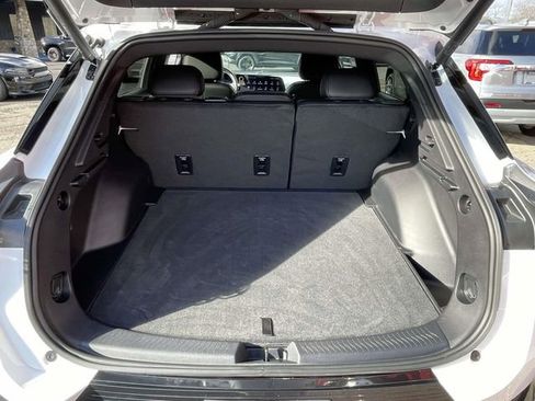 Used 2025 Chevrolet Equinox EV LT image 10