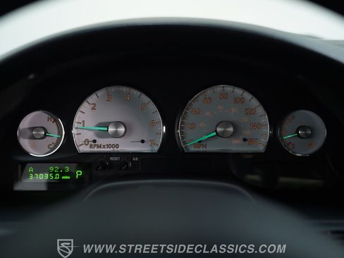 Used 2005 Ford Thunderbird RWD image 40