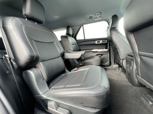 Used 2023 Ford Explorer XLT w/ Equipment Group 202A image 20
