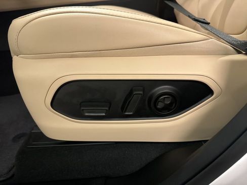 New 2026 Jeep Grand Cherokee Limited AWD/4WD image 4