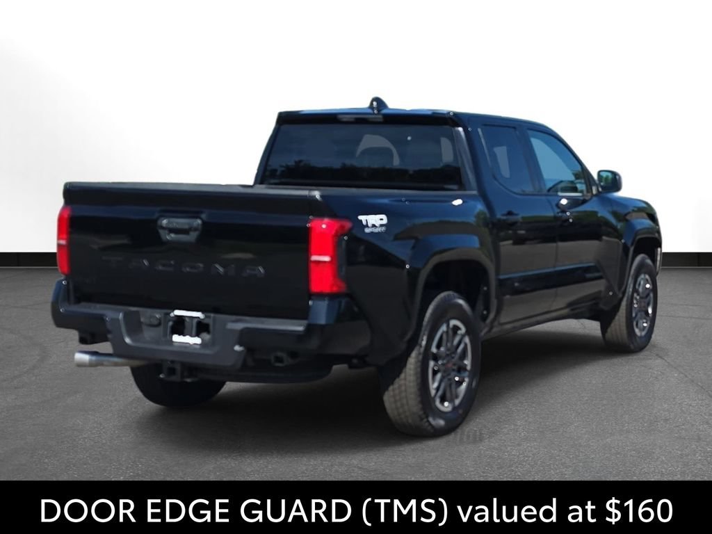 Used 2025 Toyota Tacoma TRD Sport AWD/4WD image 5