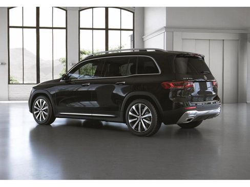 Certified 2022 Mercedes-Benz GLB 250 4MATIC image 31