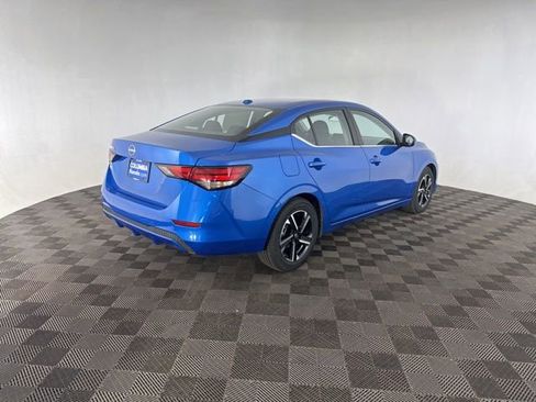 Used 2025 Nissan Sentra SV image 6
