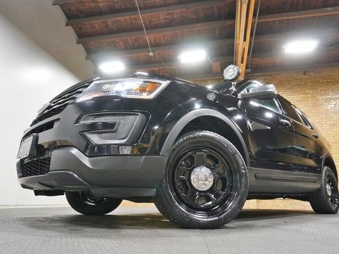 Used 2018 Ford Explorer 4WD Police Interceptor image 3