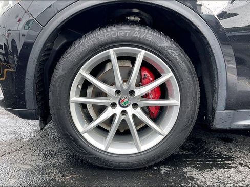 Used 2018 Alfa Romeo Stelvio Ti AWD/4WD image 8