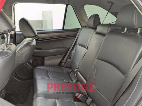 Used 2018 Subaru Outback 2.5i Limited image 30