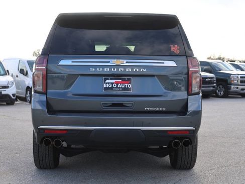 Used 2021 Chevrolet Suburban Premier image 10