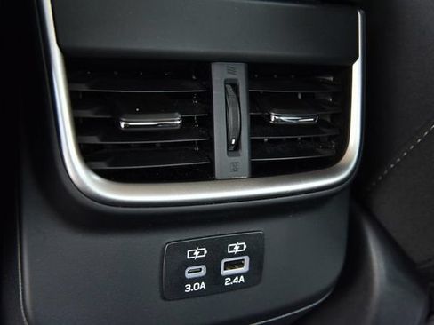 Used 2025 Subaru Legacy Premium AWD/4WD image 20