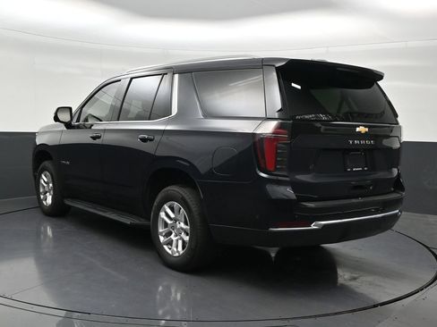 Used 2025 Chevrolet Tahoe LS RWD image 3