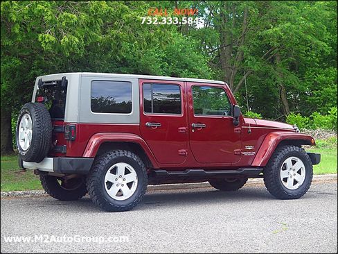 Used 2010 Jeep Wrangler Unlimited Sahara w/ Dual Top Group image 4