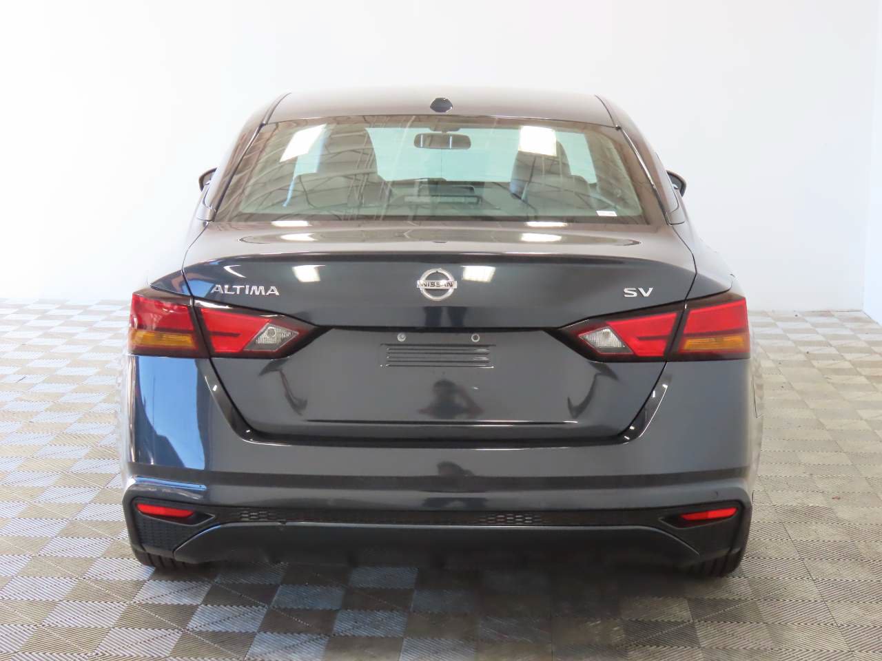 Used 2022 Nissan Altima 2.5 SV FWD image 4