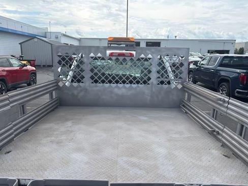Used 2018 Chevrolet Silverado 3500 W/T AWD/4WD image 5