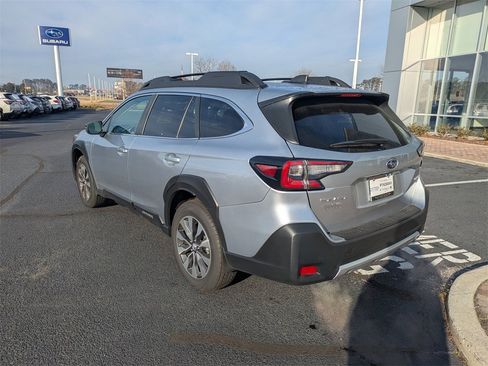 Certified 2025 Subaru Outback Limited XT w/ Popular Package #2 image 3