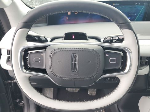 New 2026 Lincoln Navigator L Black Label image 16