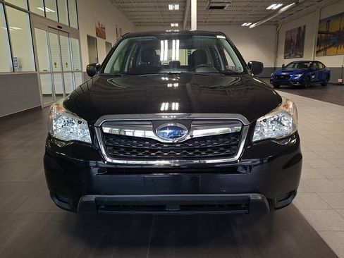 Used 2016 Subaru Forester 2.5i AWD/4WD image 2