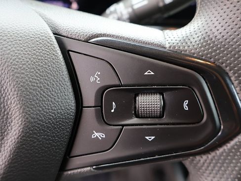 Used 2024 Chevrolet TrailBlazer LT image 44