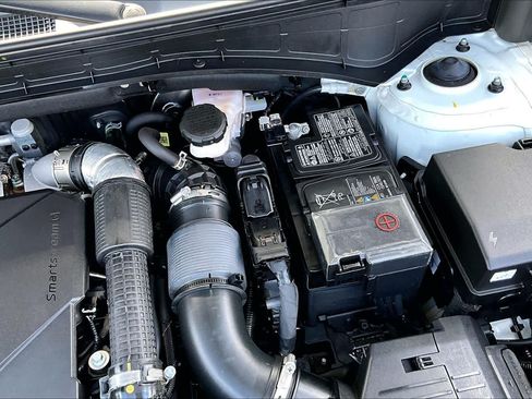Used 2025 Hyundai Santa Fe Limited AWD/4WD image 33