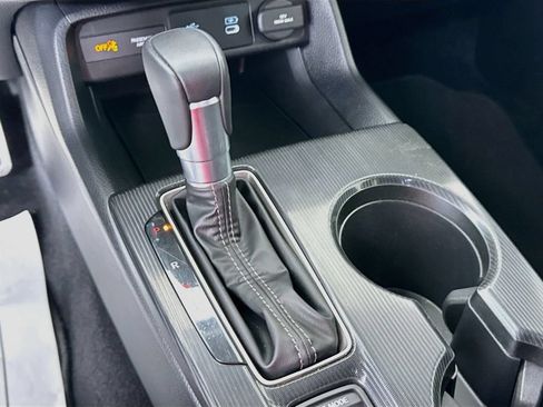 Certified 2025 Honda Civic Sport image 17