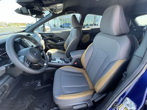 Used 2025 Subaru Crosstrek 2.5i Sport w/ Crosstrek Mirror Package AWD/4WD image 18