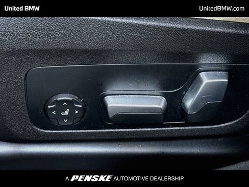 Used 2023 BMW 330i Sedan w/ Premium Package RWD image 4