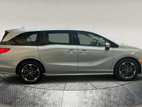 Used 2021 Honda Odyssey Elite image 9