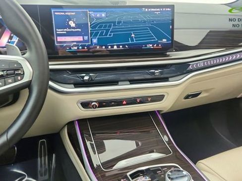 Used 2024 BMW X7 xDrive40i w/ Executive Package AWD/4WD image 51
