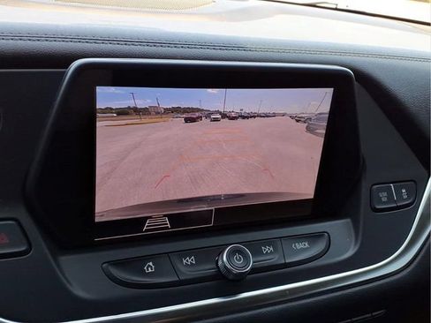 Used 2022 Chevrolet Blazer LT FWD image 11