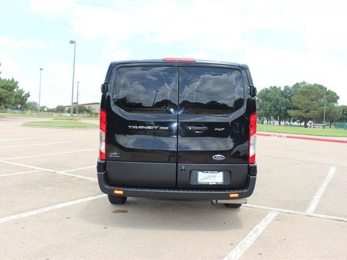 Used 2025 Ford Transit 350 XLT RWD image 4
