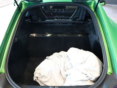 Used 2020 Mercedes-Benz AMG GT R image 21