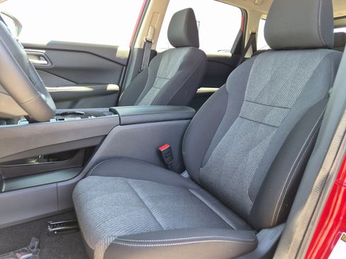 New 2026 Nissan Rogue SV FWD image 13