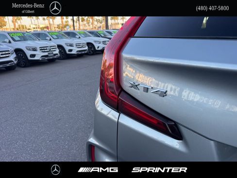 Used 2024 Cadillac XT4 Premium Luxury image 5