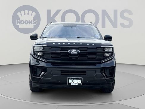 Used 2025 Ford Expedition Active AWD/4WD image 11