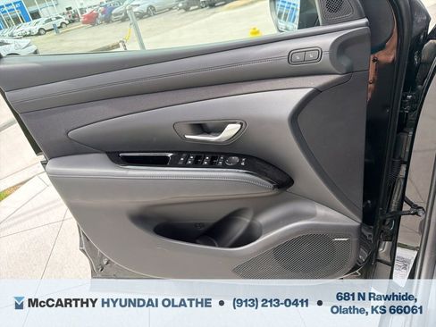 Used 2025 Hyundai Tucson Limited AWD/4WD image 36