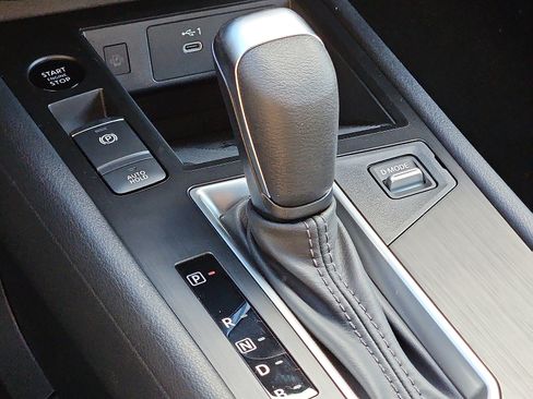 New 2026 Nissan Kicks SV image 12