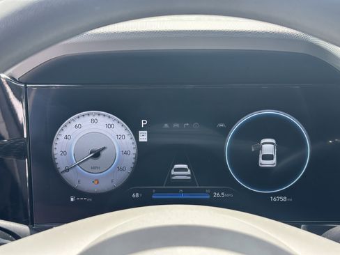 Used 2024 Hyundai Elantra SEL FWD image 27