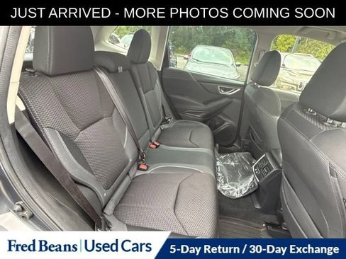 Used 2023 Subaru Forester Premium AWD/4WD image 8