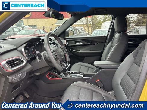 Used 2023 Chevrolet TrailBlazer RS w/ Convenience Package AWD/4WD image 13