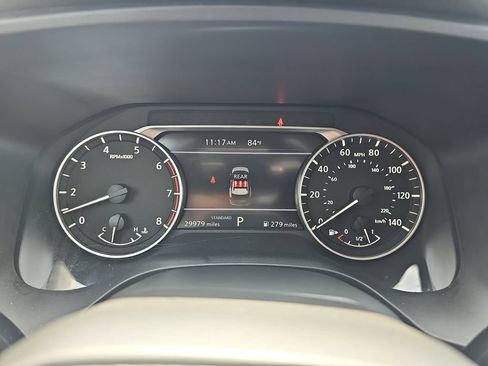 Used 2025 Nissan Rogue SV FWD image 19