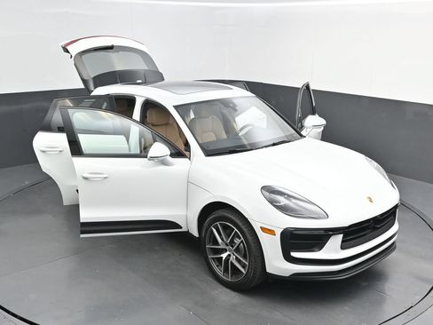 New 2026 Porsche Macan AWD/4WD image 45