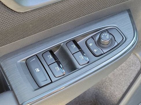 Used 2026 Subaru Outback Limited AWD/4WD image 19
