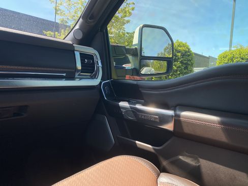 Used 2025 Ford F450 King Ranch w/ FX4 Off-Road Package image 24