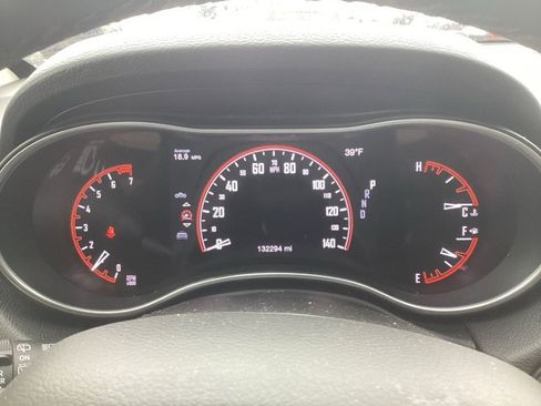 Used 2019 Dodge Durango SXT w/ 3rd Row Seating Group image 18