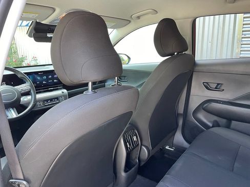 Used 2025 Hyundai Kona SEL FWD image 26