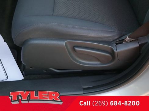 Used 2012 Jeep Liberty Sport w/ Popular Equipment Group AWD/4WD image 23