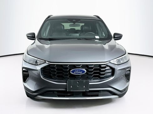 Used 2025 Ford Escape ST-Line FWD image 2
