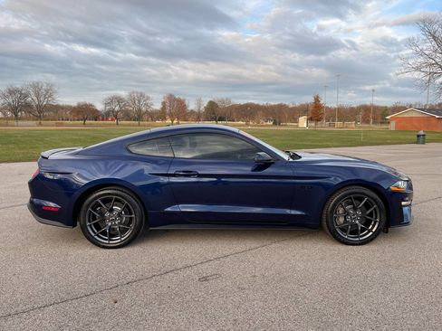 Used 2018 Ford Mustang GT Premium w/ Black Accent Package image 30