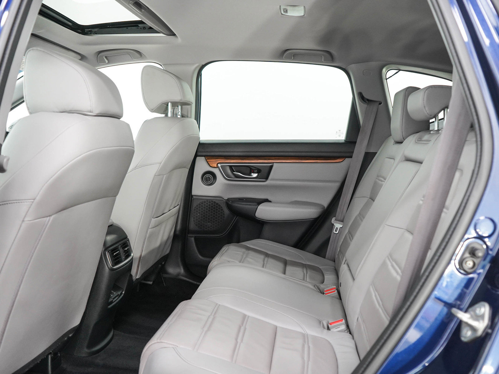 Used 2017 Honda CR-V Touring image 15